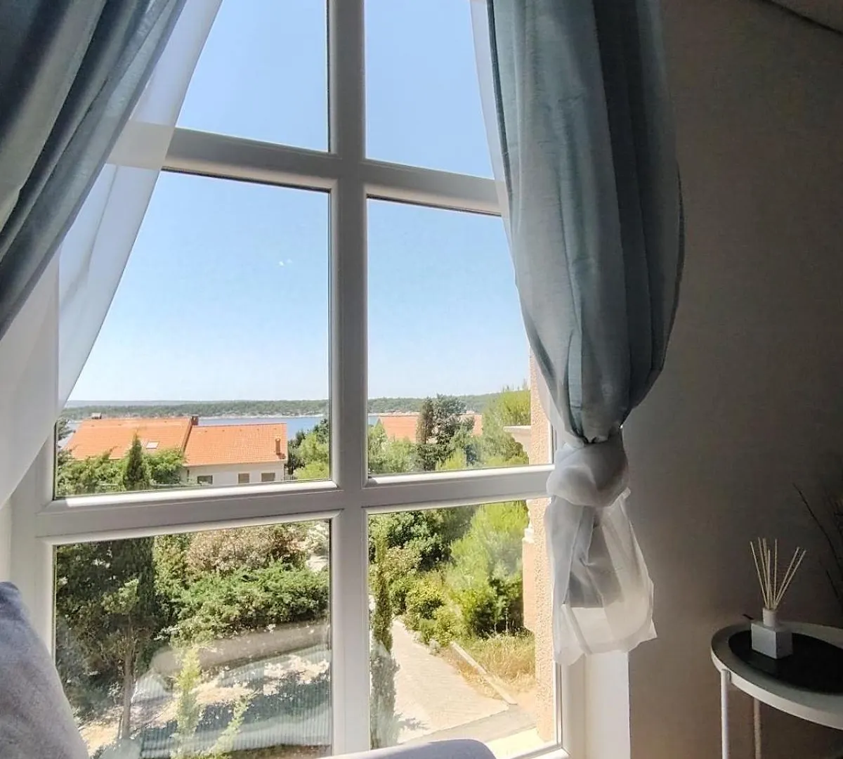 Studio Apartman Dolin Rab Town Croatia