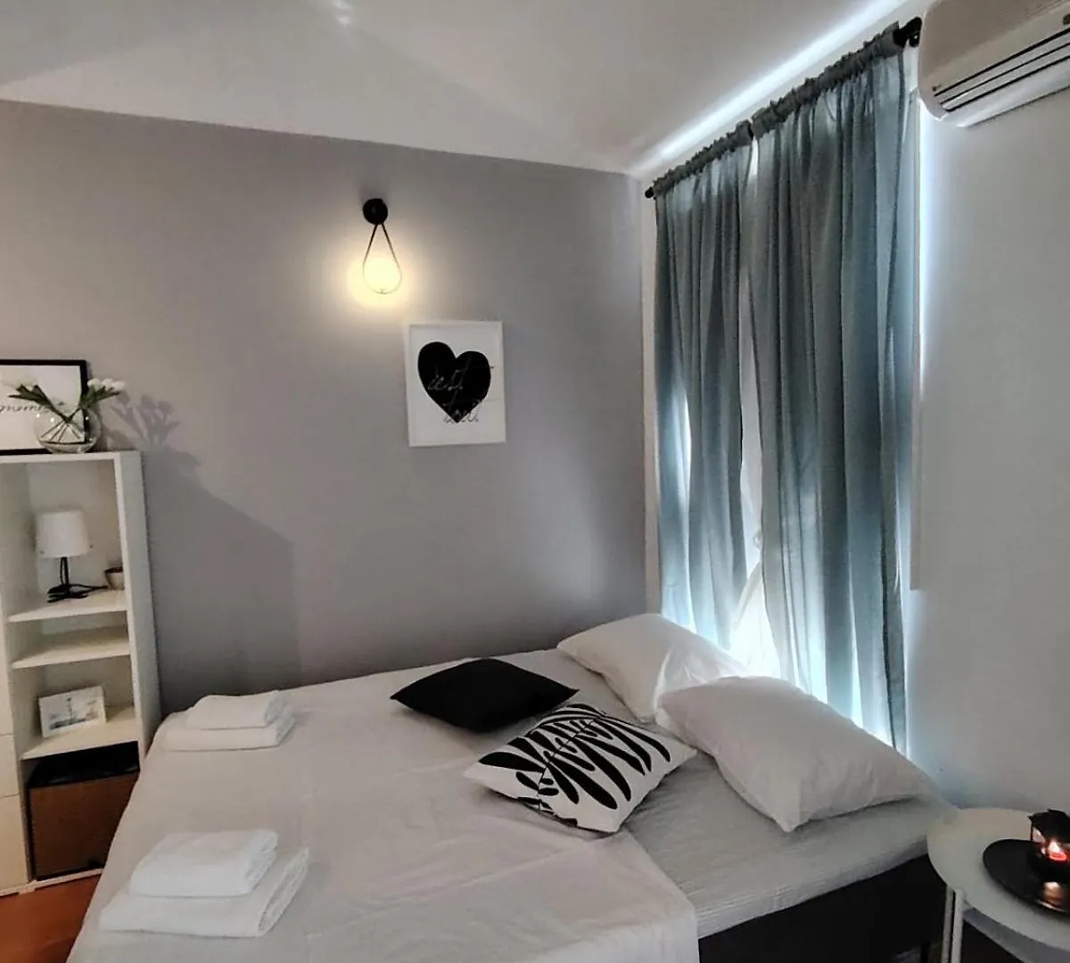 Studio Apartman Dolin Rab Town